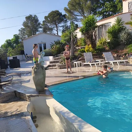 Villas-piscine Les Mimosas Apartamento Fréjus